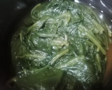 A picture of step 2 of Palak Paneer.
