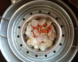 รูปขั้นตอนการทำที่ 2 ของ เห็ดฟางนึ่ง