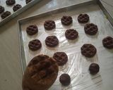 Foto langkah ke 3 dari resep Kukis Coklat Simple Praktis Mudah.