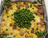 Foto del paso 4 de la receta: Pastelon de Papas y Zanahorias con Salchichas