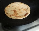 Potato garlic roti रेसिपी चरण 3 फोटो