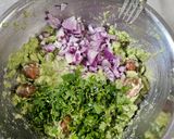 Foto del paso 4 de la receta: Guacamole Mexicano Casero