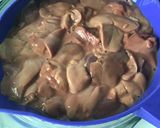 Foto del paso 1 de la receta Higaditos de pollo en salsa al ajillo
