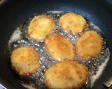 A picture of step 13 of Pan-Fried Classic Potato Croquettes.