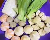Foto langkah ke 4 dari resep Tomyam Seafood Rumahan.