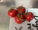 Une image de l'étape 2 de Salade de betteraves et tomates à la feta et oignon rouge.