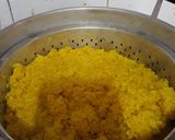 Foto langkah ke 8 dari resep Nasi Kuning Pulen Tahan Lama.