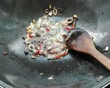 Foto langkah ke 2 dari resep Nasi Goreng Cumi Asin.