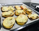 รูปขั้นตอนการทำที่ 6 ของ Warm Tuna Sandwich (ทูน่าแซนด์วิชอุ่นๆ)