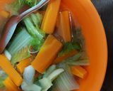Foto langkah ke 4 dari resep Sayur sawi wortel simple sehat.