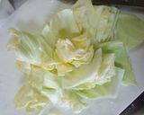 A picture of step 2 of Seafood Mix Salt Yakisoba.