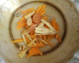 হেলদি হলুদ চা (healthy holud chaa recipe in Bengali) রেসিপির ধাপ 1 ছবি