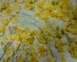 Foto del paso 3 de la receta: Piquillos rellenos de merluza en bechamel