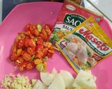 Foto langkah ke 2 dari resep Tumis cumi jamur dengan sayur kol.