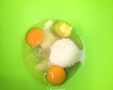Foto langkah ke 3 dari resep Bolu Kukus Wortel.