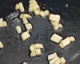 Foto del paso 2 de la receta: Guiso de papas con huevo