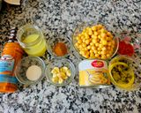 A picture of step 1 of Peri Peri Humus.