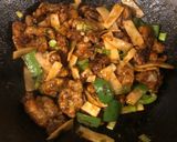 A picture of step 20 of Sweet and sour pork.