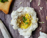 சீஸ் கிளவுட் எக்ஸ் -(Cheesy Cloud eggs recipe in tamil) ரெசிபி ஸ்டேப் 12 புகைப்படம்