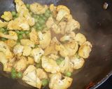 A picture of step 5 of Cauliflower and Peas Subzi (Maharashtrian style).