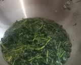 Foto langkah ke 4 dari resep Sayap Ayam Jukut Crispy dengan Nasi Daun Jeruk.