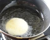 A picture of step 7 of Aloo ki poori.