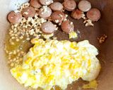 Foto langkah ke 3 dari resep Nasi Goreng Sosis.