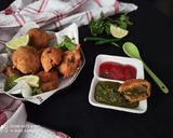 A picture of step 6 of Brinjal fritters.