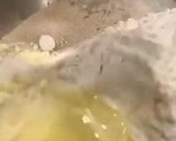 صورة لخطوة 2 من وصفة صامولي منزلي بالعجينه اليابانية 🥖♥️