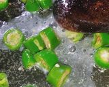 A picture of step 3 of Masala Fried Chillies 🌶️🌶️.