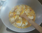 Foto del paso 3 de la receta: Pastel de merluza y pimientos del piquillo