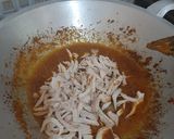 Foto langkah ke 5 dari resep Cireng isi ayam pedas.