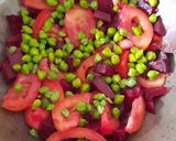 A picture of step 3 of Beetroot Tomato Curry.