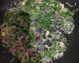 Foto langkah ke 3 dari resep MPASI 1+ Nasi Goreng Bayam Teri.