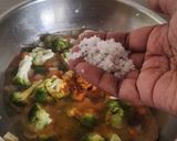 ப்ரோகோலி குருமா(brocoli kurma recipe in tamil) ரெசிபி ஸ்டேப் 4 புகைப்படம்
