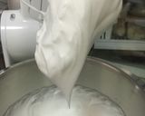 รูปขั้นตอนการทำที่ 13 ของ Custard Chiffon Cakeคัสตาร์ดชิฟฟ่อนเค้ก