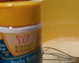Foto langkah ke 8 dari resep Caramel Cake.
