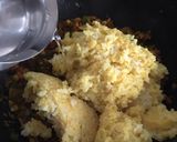 હરે પ્યાઝ કી લસુની ખીચડી(green onion garlic khichdi recipe in Gujarati) રેસીપી સ્ટેપ3ફોટો