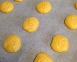 A picture of step 3 of Xmas☆Melon Pan-Style Scones in 15 Minutes.