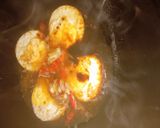 Foto langkah ke 4 dari resep Telur Ceplok saos lada hitam.