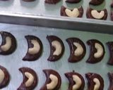 Foto langkah ke 4 dari resep Cashew chocolate cookies.
