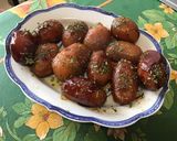 Une image de l'étape 6 de Pommes de terre roseval confites au jus de prunes et bouillon de champignons.
