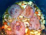 Carrillada de cerdo con salsa de manzana y ciruelas (Multicook pro de Tefal)