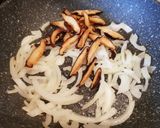 Foto del passaggio 8 della ricetta Japchae (Spaghetti di patate dolci saltati con verdure)