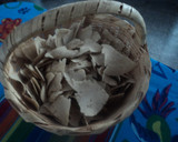 Foto del paso 1 de la receta: Chilaquiles mexicabos al chipotle