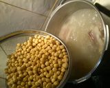 A picture of step 3 of Authentic Cocido (Spanish Chickpea Stew).