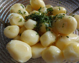 Foto del paso 1 de la receta: Aperitivo de patatas con salsa