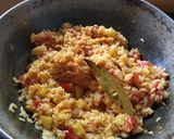A picture of step 4 of Leftover Rice Pulao.