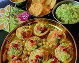 A picture of step 4 of Avacado papadi chaat.