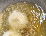 A picture of step 4 of Medu vada Sandwich.